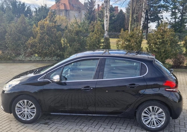 Peugeot 208 cena 33999 przebieg: 81000, rok produkcji 2017 z Wschowa małe 172